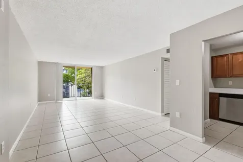 9360 Fontainebleau Boulevard Miami FL 33172