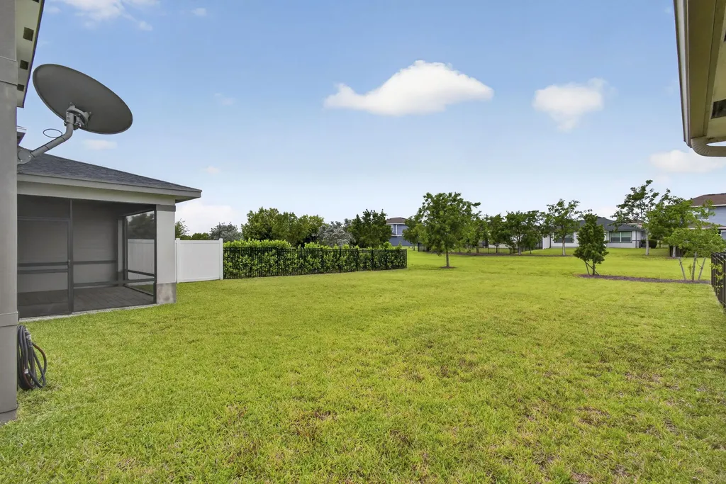 1319 Arrowhead Point Road Loxahatchee FL 33470