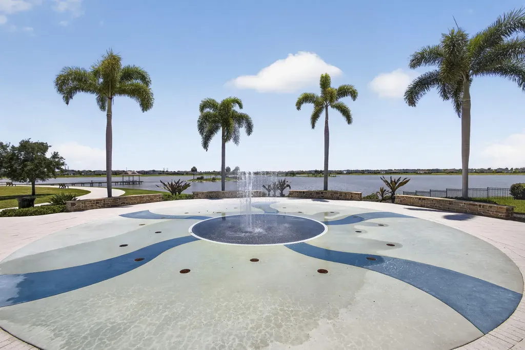 1319 Arrowhead Point Road Loxahatchee FL 33470