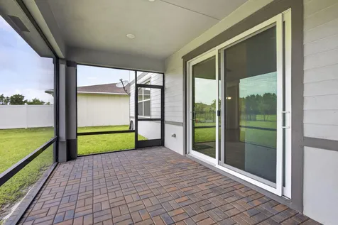 1319 Arrowhead Point Road Loxahatchee FL 33470