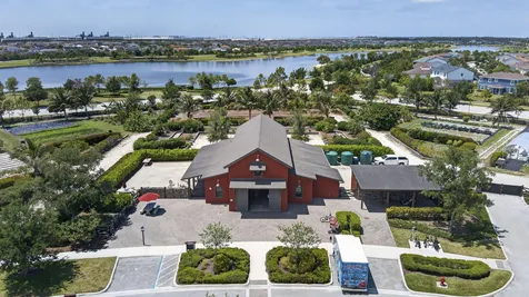 1319 Arrowhead Point Road Loxahatchee FL 33470