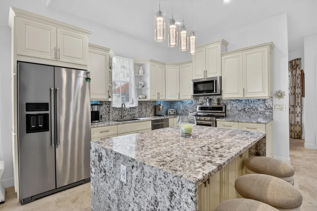32 Monterey Pointe Drive Palm Beach Gardens FL 33418