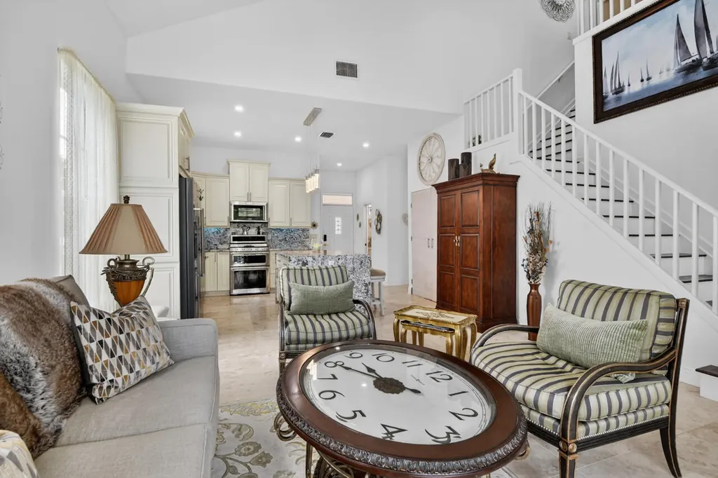 32 Monterey Pointe Drive Palm Beach Gardens FL 33418