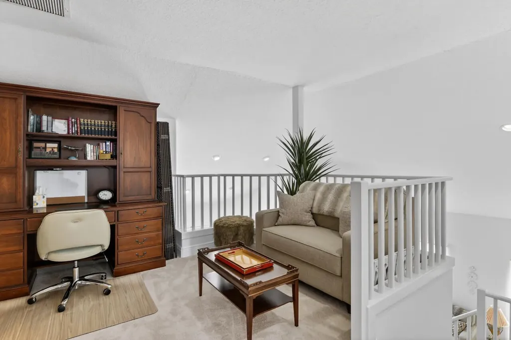 32 Monterey Pointe Drive Palm Beach Gardens FL 33418