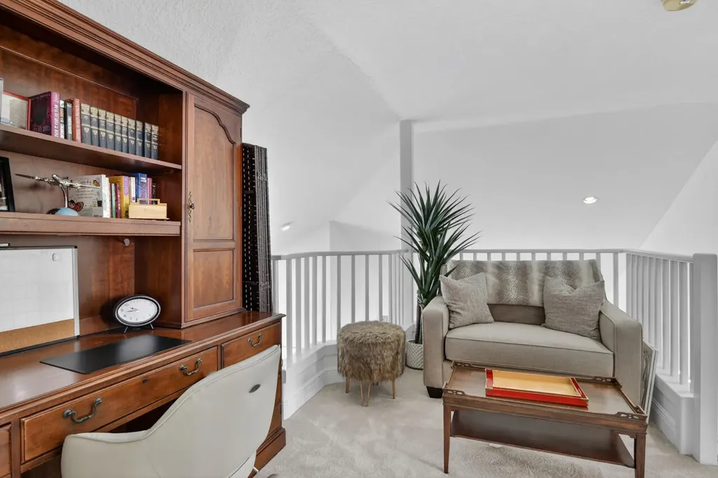 32 Monterey Pointe Drive Palm Beach Gardens FL 33418