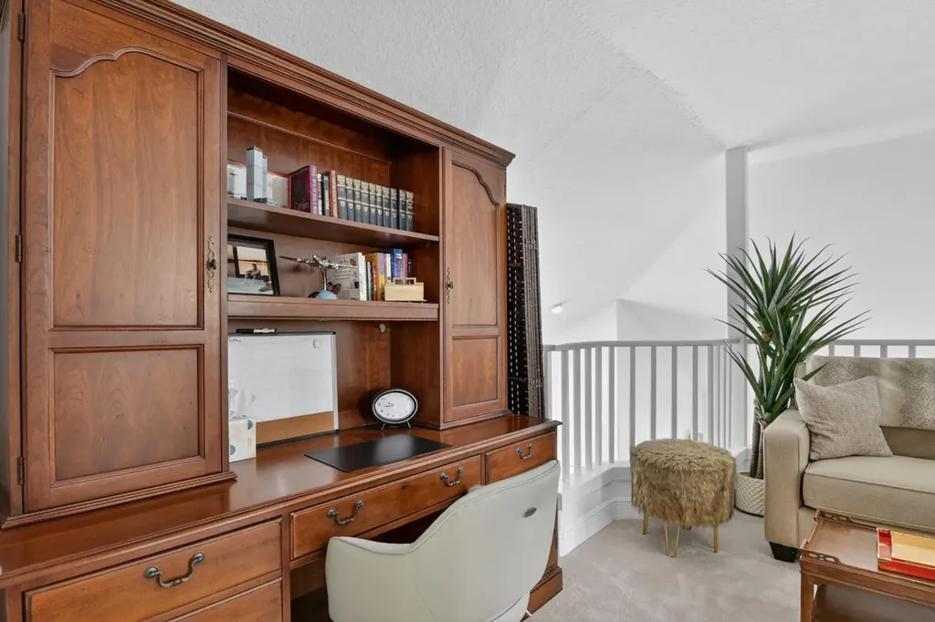 32 Monterey Pointe Drive Palm Beach Gardens FL 33418