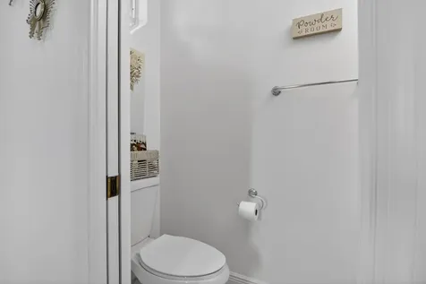 32 Monterey Pointe Drive Palm Beach Gardens FL 33418