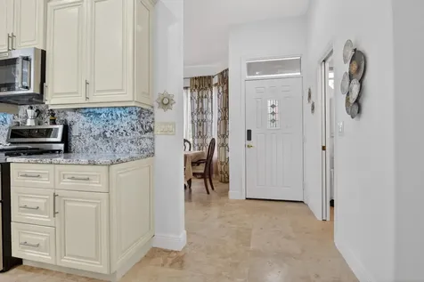 32 Monterey Pointe Drive Palm Beach Gardens FL 33418