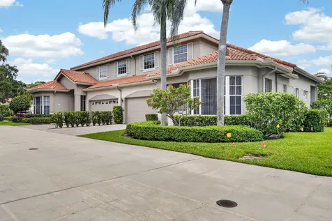 32 Monterey Pointe Drive Palm Beach Gardens FL 33418