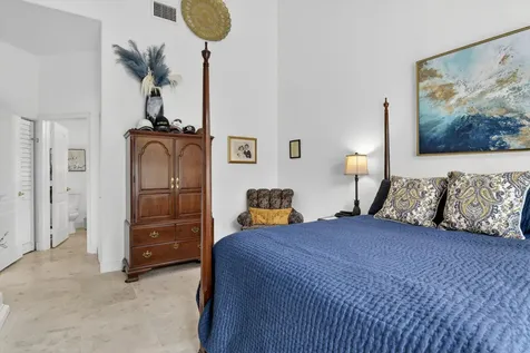 32 Monterey Pointe Drive Palm Beach Gardens FL 33418