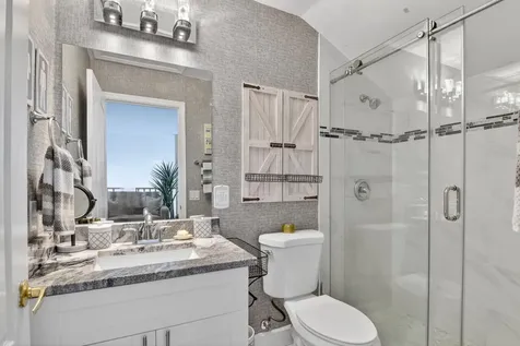 32 Monterey Pointe Drive Palm Beach Gardens FL 33418