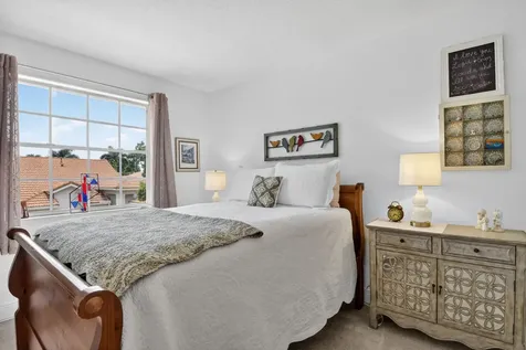 32 Monterey Pointe Drive Palm Beach Gardens FL 33418