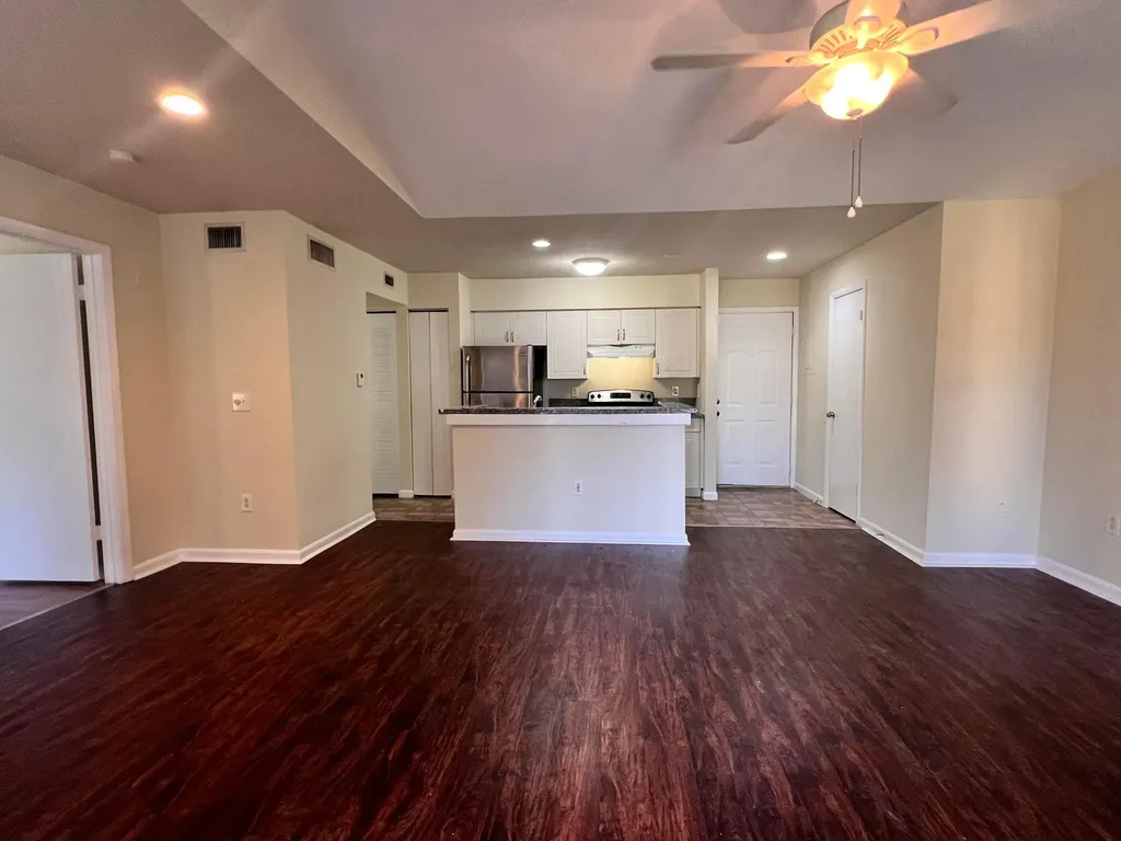 4879 Via Palm Lakes West Palm Beach FL 33417