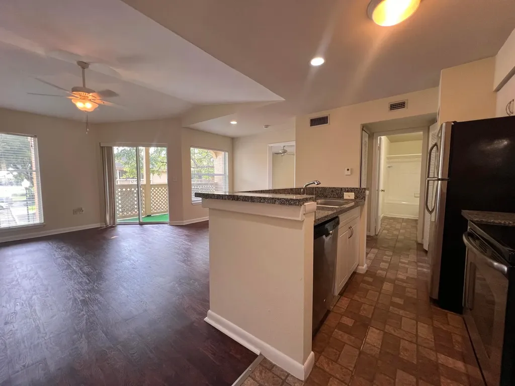 4879 Via Palm Lakes West Palm Beach FL 33417