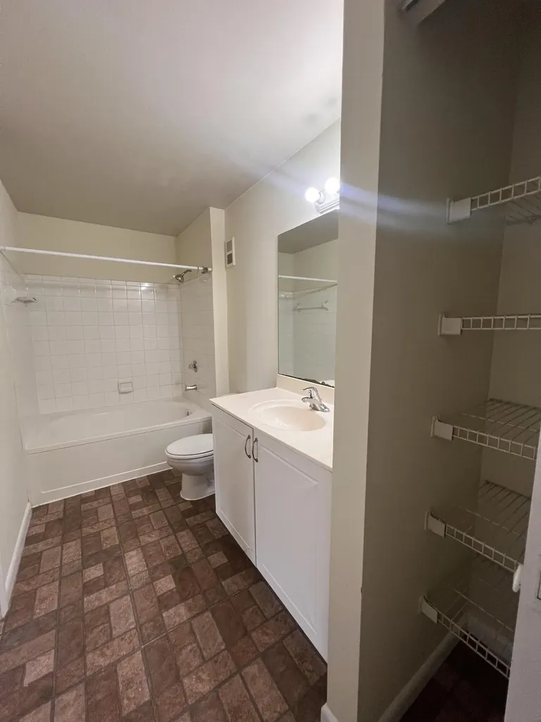 4879 Via Palm Lakes West Palm Beach FL 33417