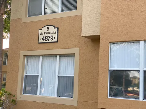 4879 Via Palm Lakes West Palm Beach FL 33417