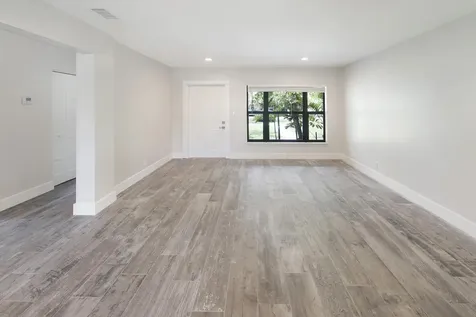 814 NE 8th Street Hallandale Beach FL 33009