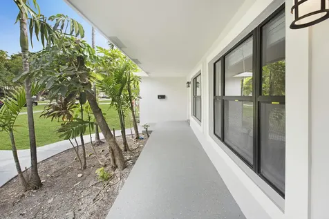 814 NE 8th Street Hallandale Beach FL 33009