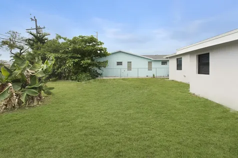 814 NE 8th Street Hallandale Beach FL 33009
