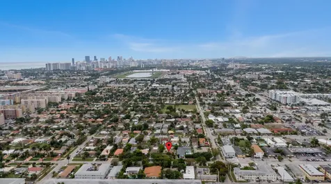 814 NE 8th Street Hallandale Beach FL 33009