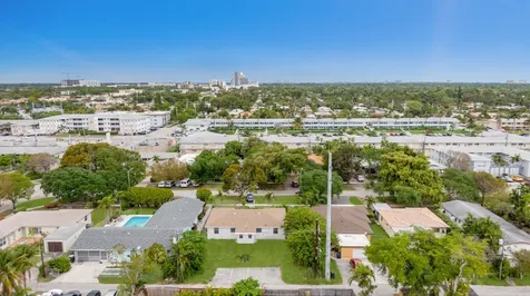 814 NE 8th Street Hallandale Beach FL 33009