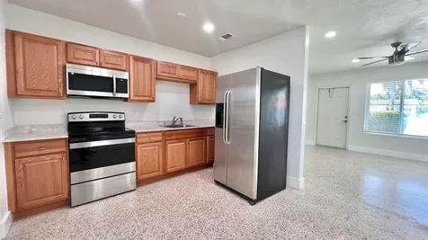 124 Abaco Drive Palm Springs FL 33461