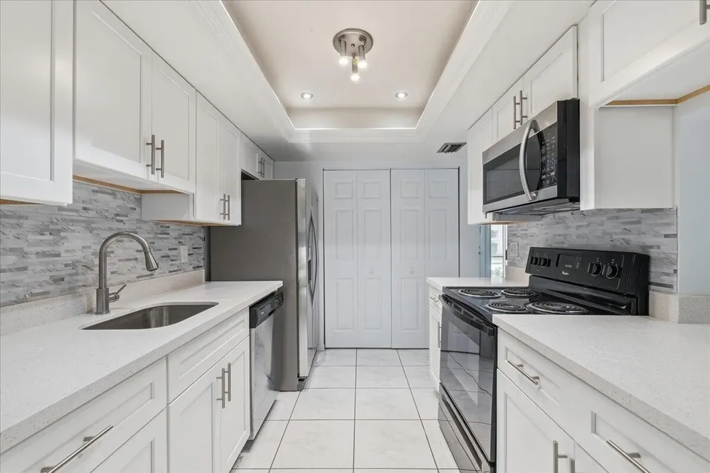 9985 W Atlantic Boulevard Coral Springs FL 33071