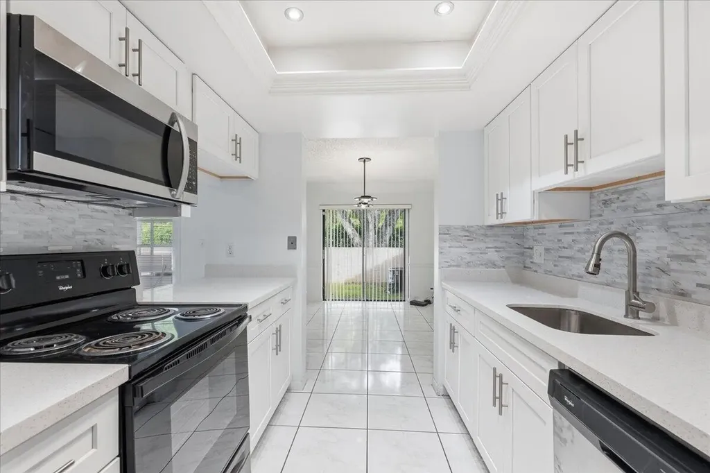 9985 W Atlantic Boulevard Coral Springs FL 33071