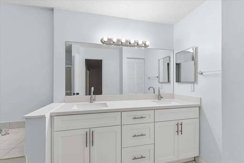 9985 W Atlantic Boulevard Coral Springs FL 33071