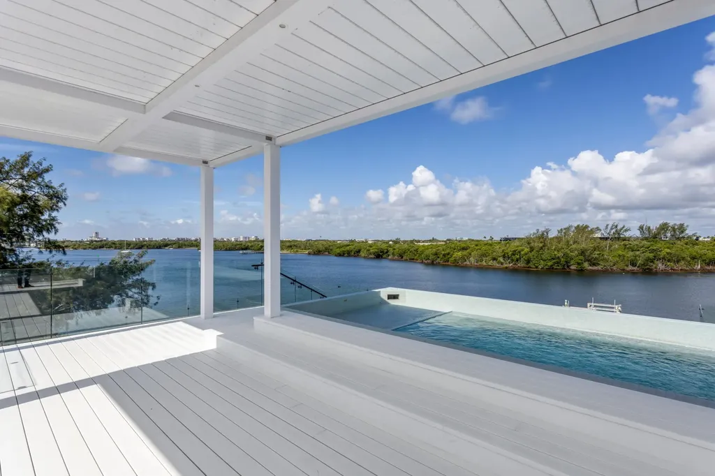 900 Lago Mar Lane Boca Raton FL 33431