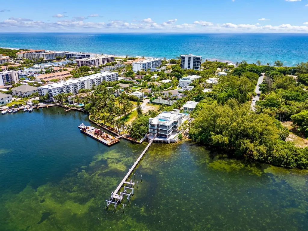 900 Lago Mar Lane Boca Raton FL 33431
