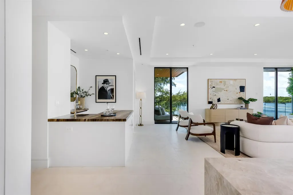 900 Lago Mar Lane Boca Raton FL 33431