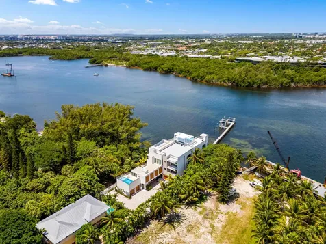900 Lago Mar Lane Boca Raton FL 33431