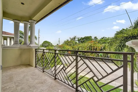 1400 NE 24th Street Wilton Manors FL 33305