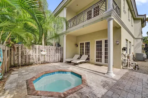 1400 NE 24th Street Wilton Manors FL 33305