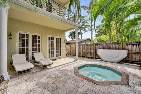 1400 NE 24th Street Wilton Manors FL 33305