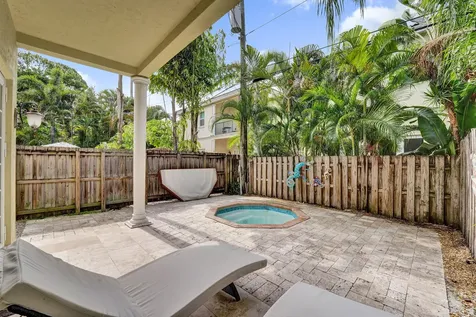 1400 NE 24th Street Wilton Manors FL 33305