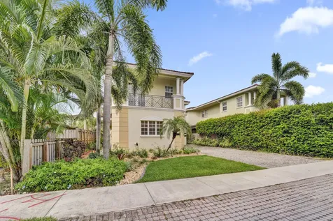 1400 NE 24th Street Wilton Manors FL 33305