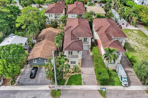 1400 NE 24th Street Wilton Manors FL 33305