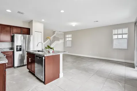 4926 NW 48th Terrace Tamarac FL 33319