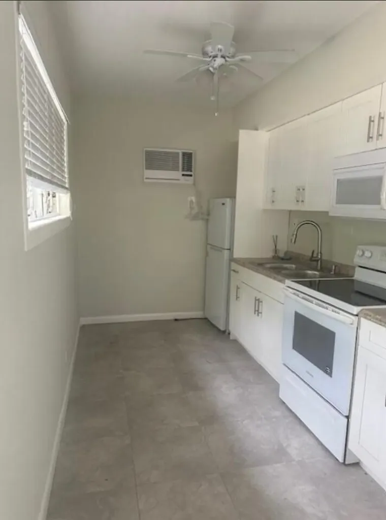 3081 Virginia Street Miami FL 33133