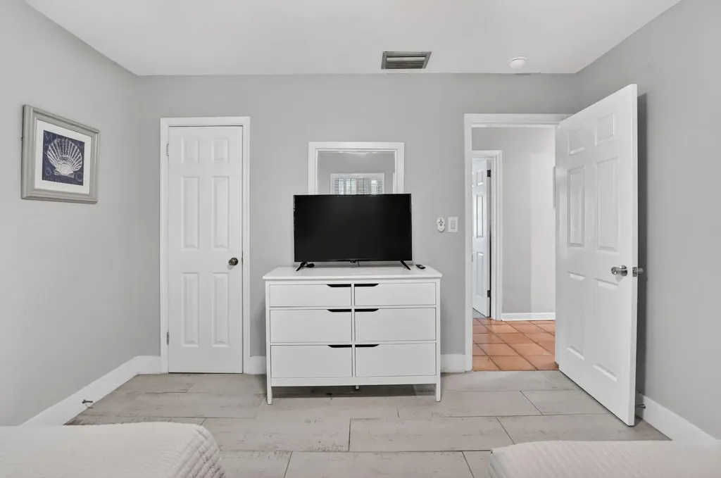 721 NE 8th Avenue Boynton Beach FL 33435