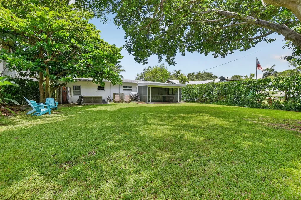 721 NE 8th Avenue Boynton Beach FL 33435
