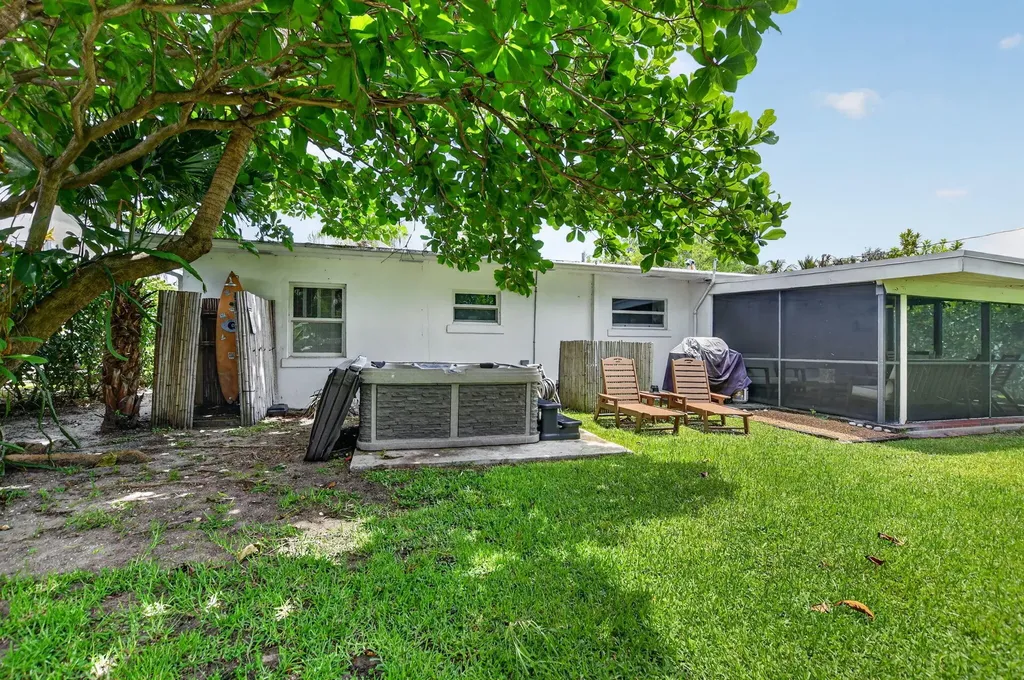 721 NE 8th Avenue Boynton Beach FL 33435