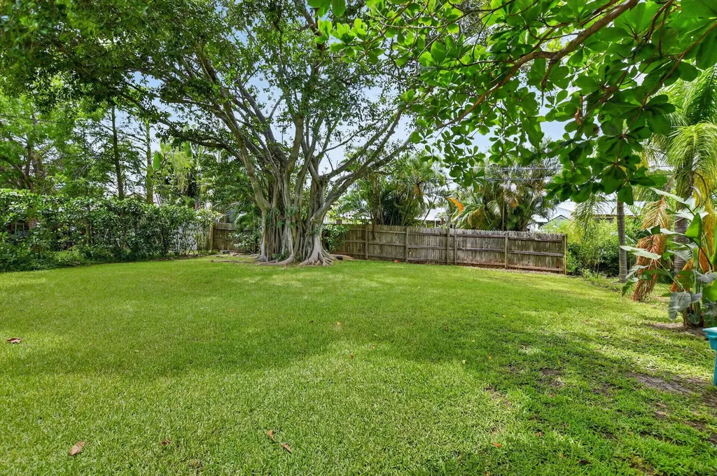 721 NE 8th Avenue Boynton Beach FL 33435