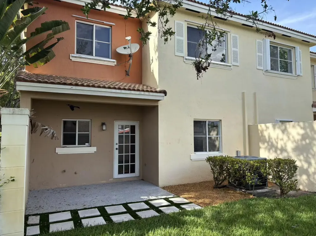 11500 NW 33rd Street Sunrise FL 33323