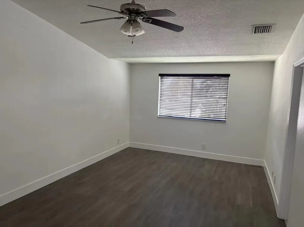 11500 NW 33rd Street Sunrise FL 33323