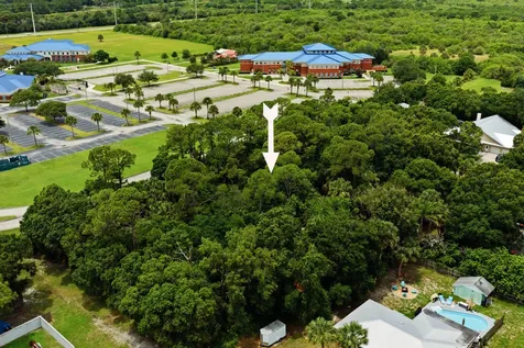 1815 Flora Lane Vero Beach FL 32966
