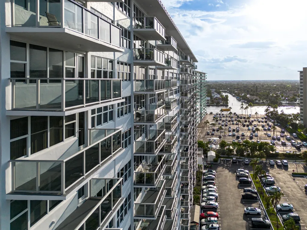 3333 NE 34th Street Fort Lauderdale FL 33308