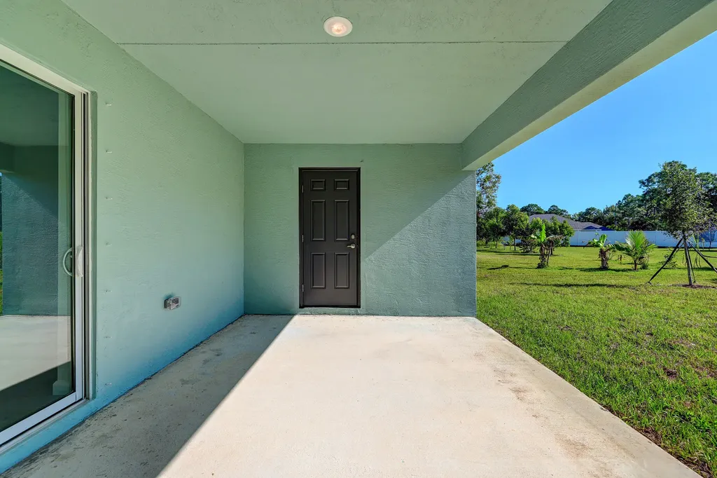757 SW Sardinia Avenue Port St Lucie FL 34953